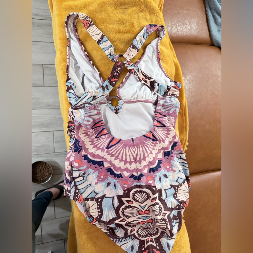 VENUS one piece swimsuit